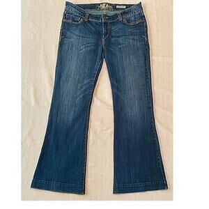 IT jeans Los Angeles dream diva denim jeans size 32